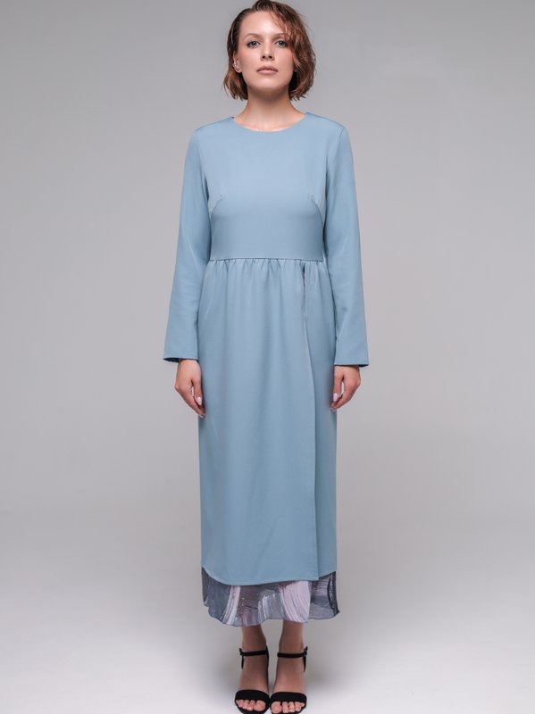 Платье с разрезом и шифоновой вставкой - Slide 1